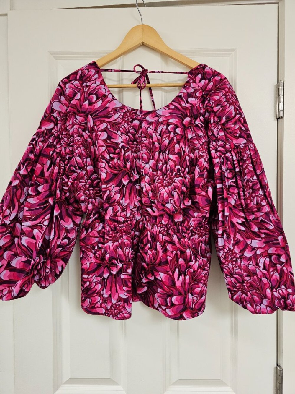Kika Vargas x Target Floral Print Puffy Sleeve Women's Top, scalop back, size L